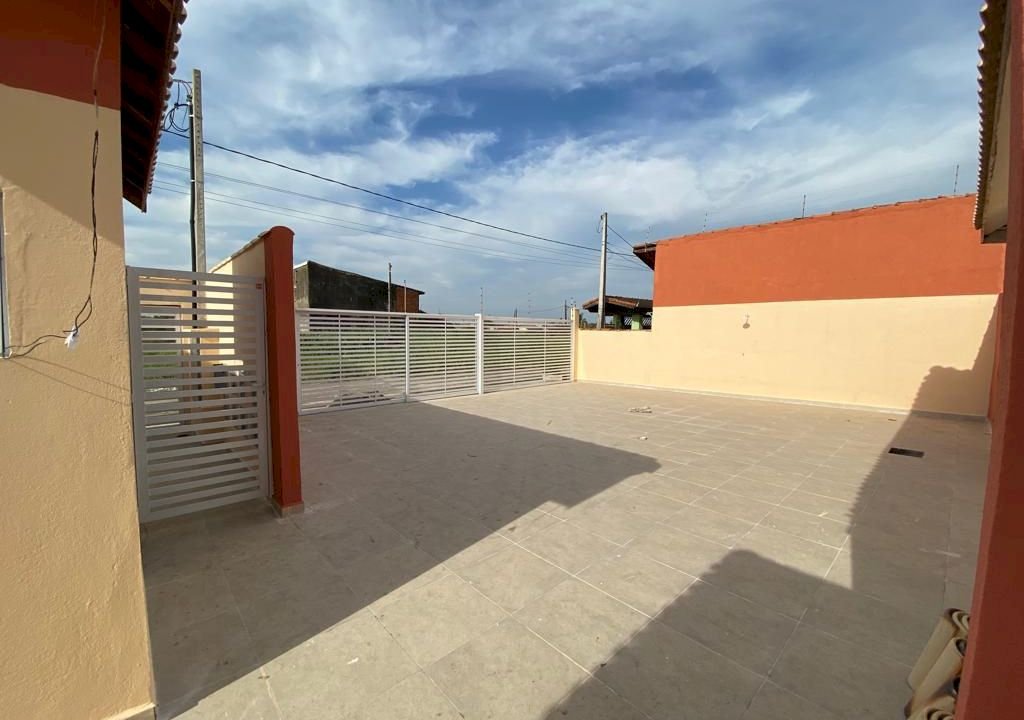 Imagem imóvel EXCELENTE CASA EM CONDOMINIO C/ PISCINA A VENDA EM ITANHAÉM