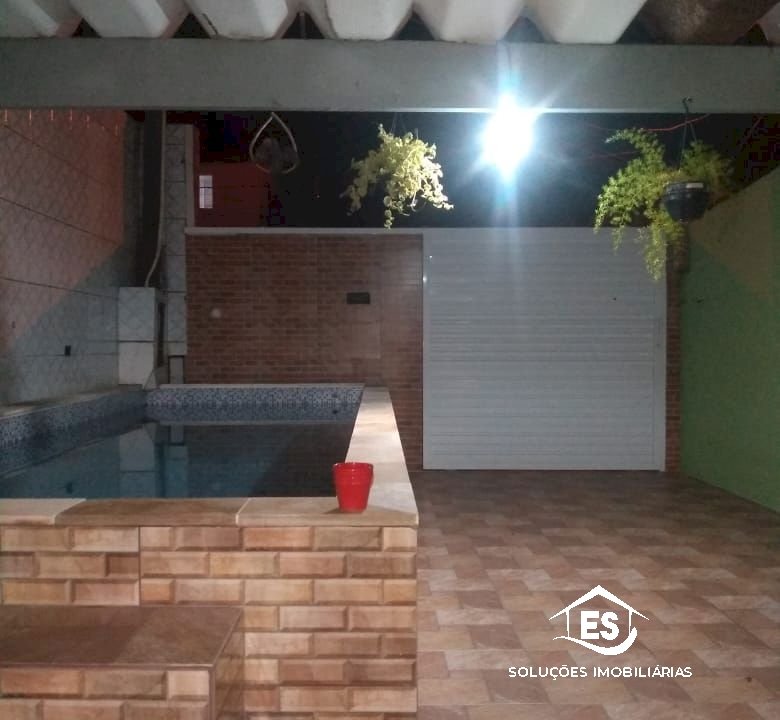 Imagem imóvel CASA C/ PISCINA A VENDA SAVOY