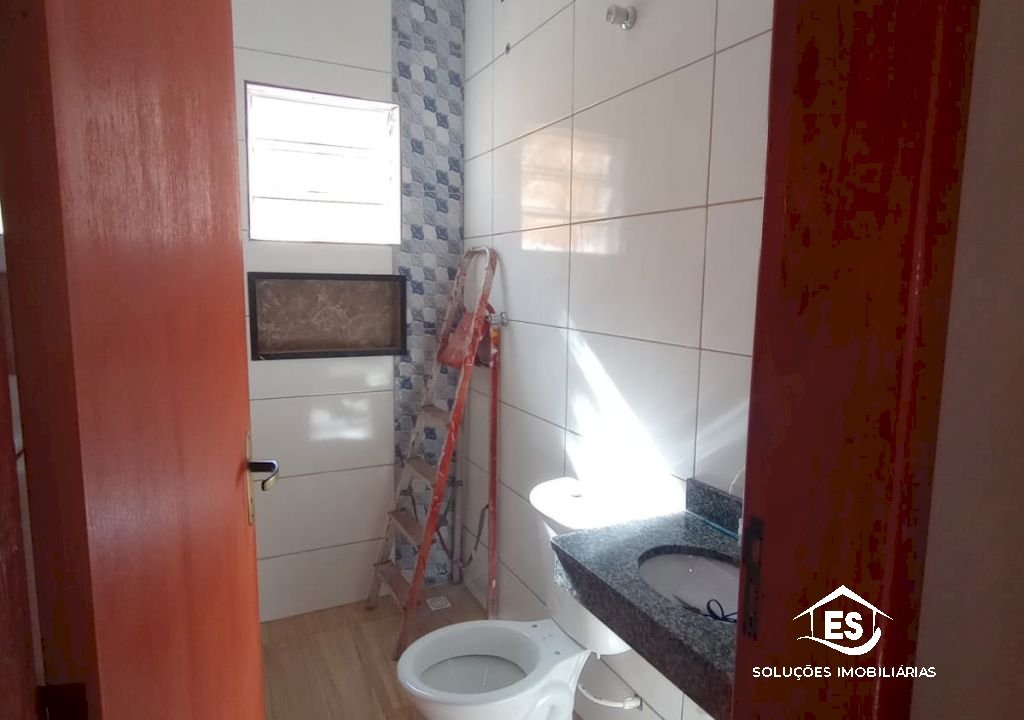 Imagem imóvel casa suarão lado morro