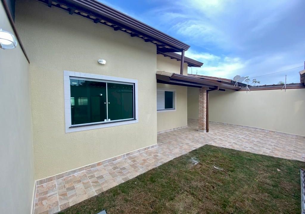 Imagem imóvel CASA COMPLETA COM PISCINA JAMAICA