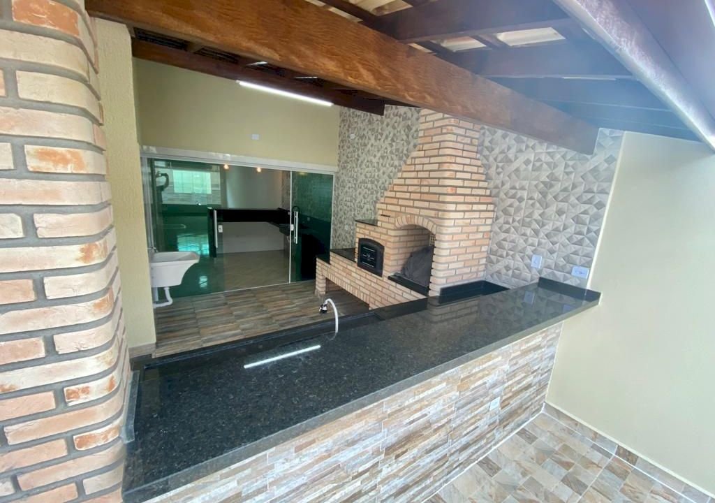 Imagem imóvel CASA COMPLETA COM PISCINA JAMAICA