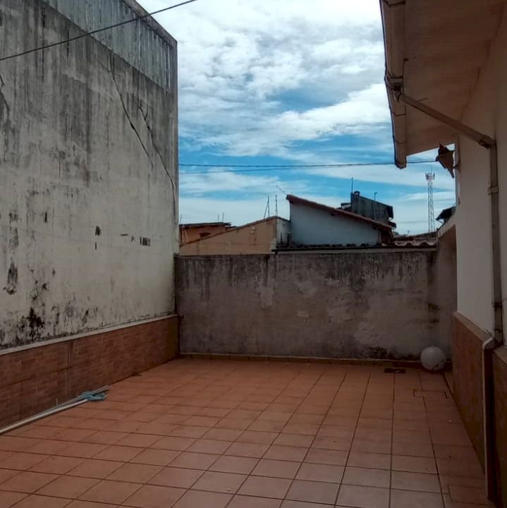 Imagem imóvel CASA DE ESQUINA MOBILIADA NO SUARÃO PERTO DA PRAIA