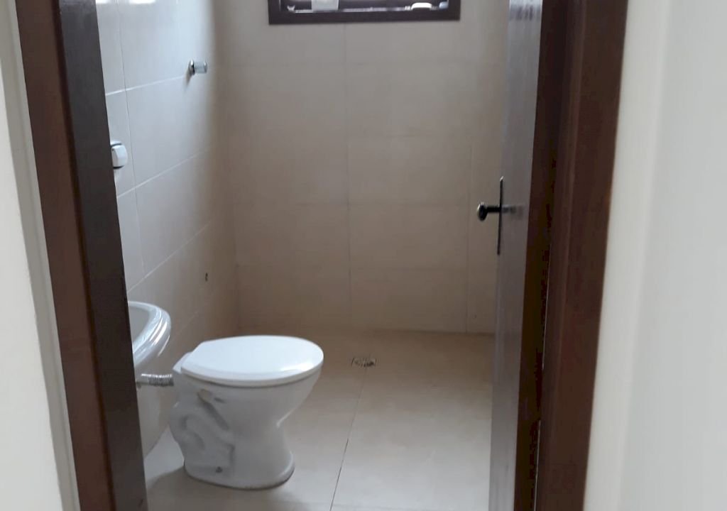 Imagem imóvel EXCELENTE CASA GEMINADA A VENDA NO SAVOY