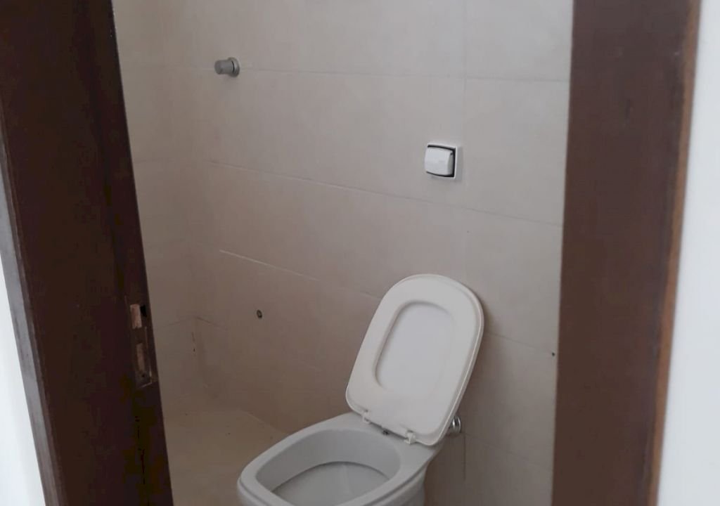 Imagem imóvel EXCELENTE CASA GEMINADA A VENDA NO SAVOY