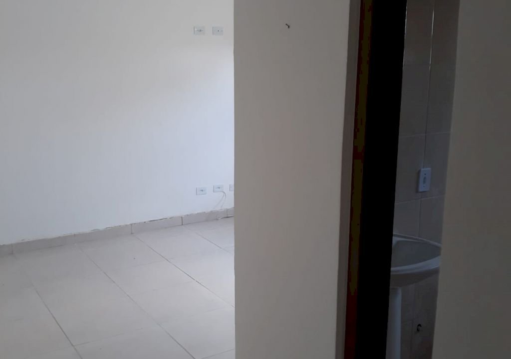 Imagem imóvel EXCELENTE CASA GEMINADA A VENDA NO SAVOY