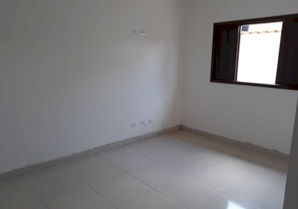 Imagem imóvel EXCELENTE CASA GEMINADA A VENDA NO SAVOY