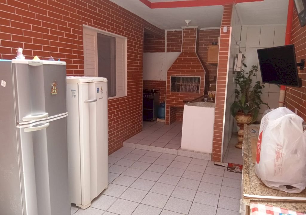 Imagem imóvel EXCELENTE CASA A VENDA NO JD SUARÃO (MOBILIA A NEGOCIAR)