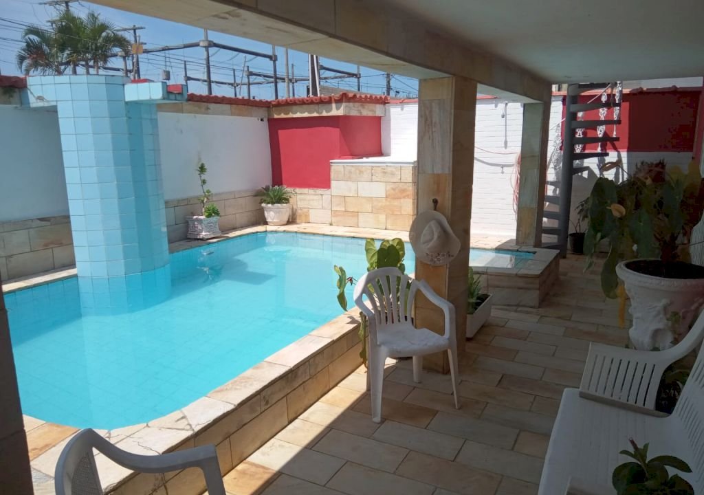 Imagem imóvel EXCELENTE CASA A VENDA NO JD SUARÃO (MOBILIA A NEGOCIAR)
