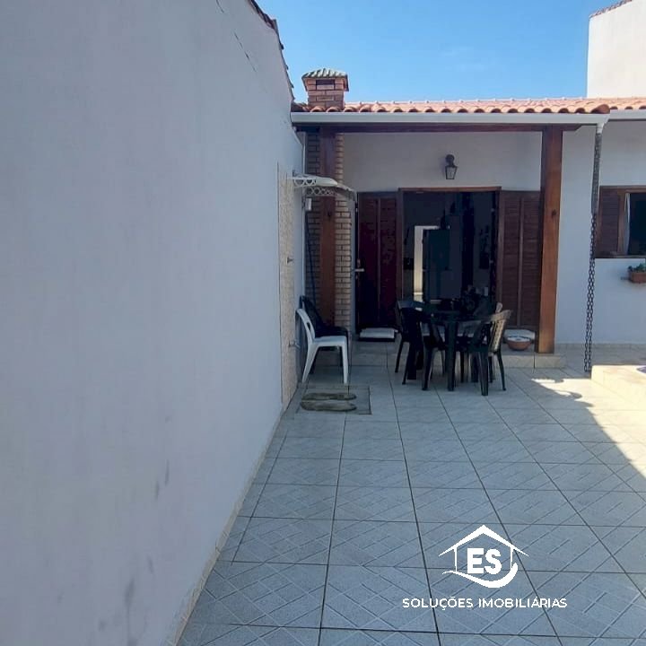 Imagem imóvel CASA C/ PISCINA A VENDA LADO PRAIA