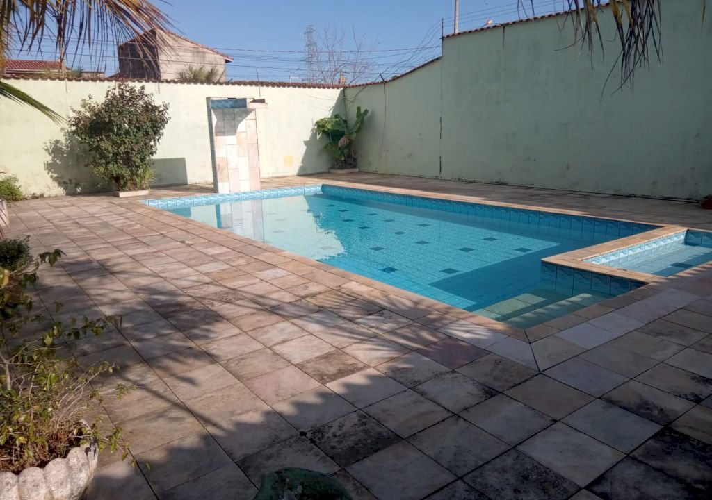 Imagem imóvel EXCELENTE SOBRADO C/ PISCINA NO SUARÃO