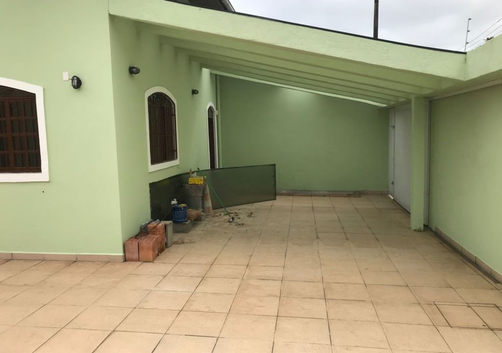 Imagem imóvel EXCELENTE SOBRADO COM PISCINA NO MOSTEIRO/CENTRO