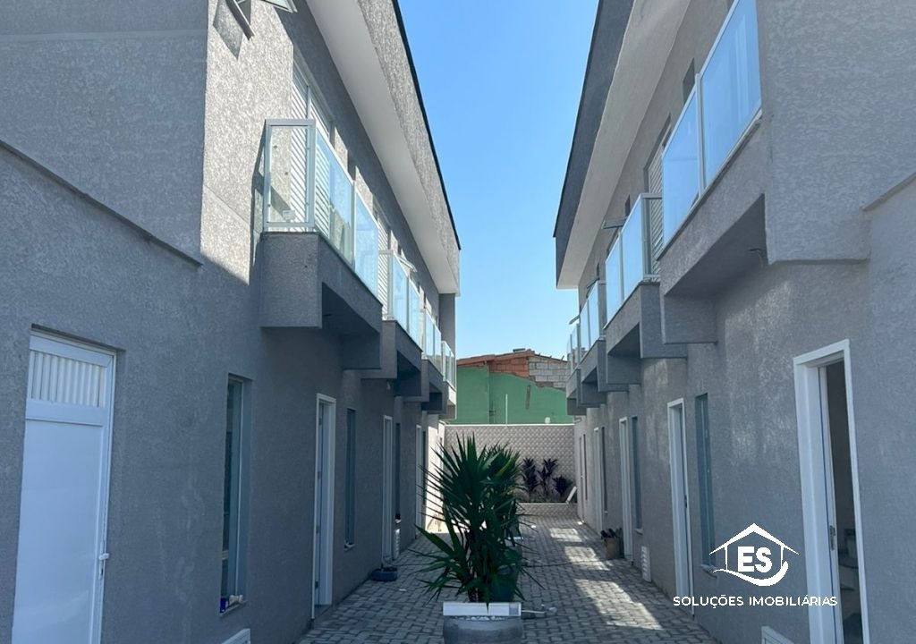 Imagem imóvel sobrado em condominio